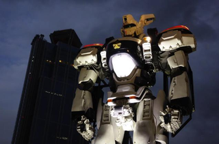 Illustration for article titled Giant Patlabor Mecha Withstands a Real Typhoon